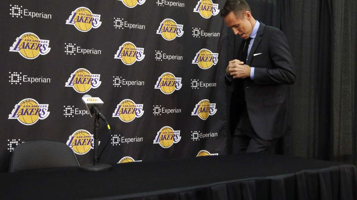 Steve Nash heads into retirement after "failure" with Lakers