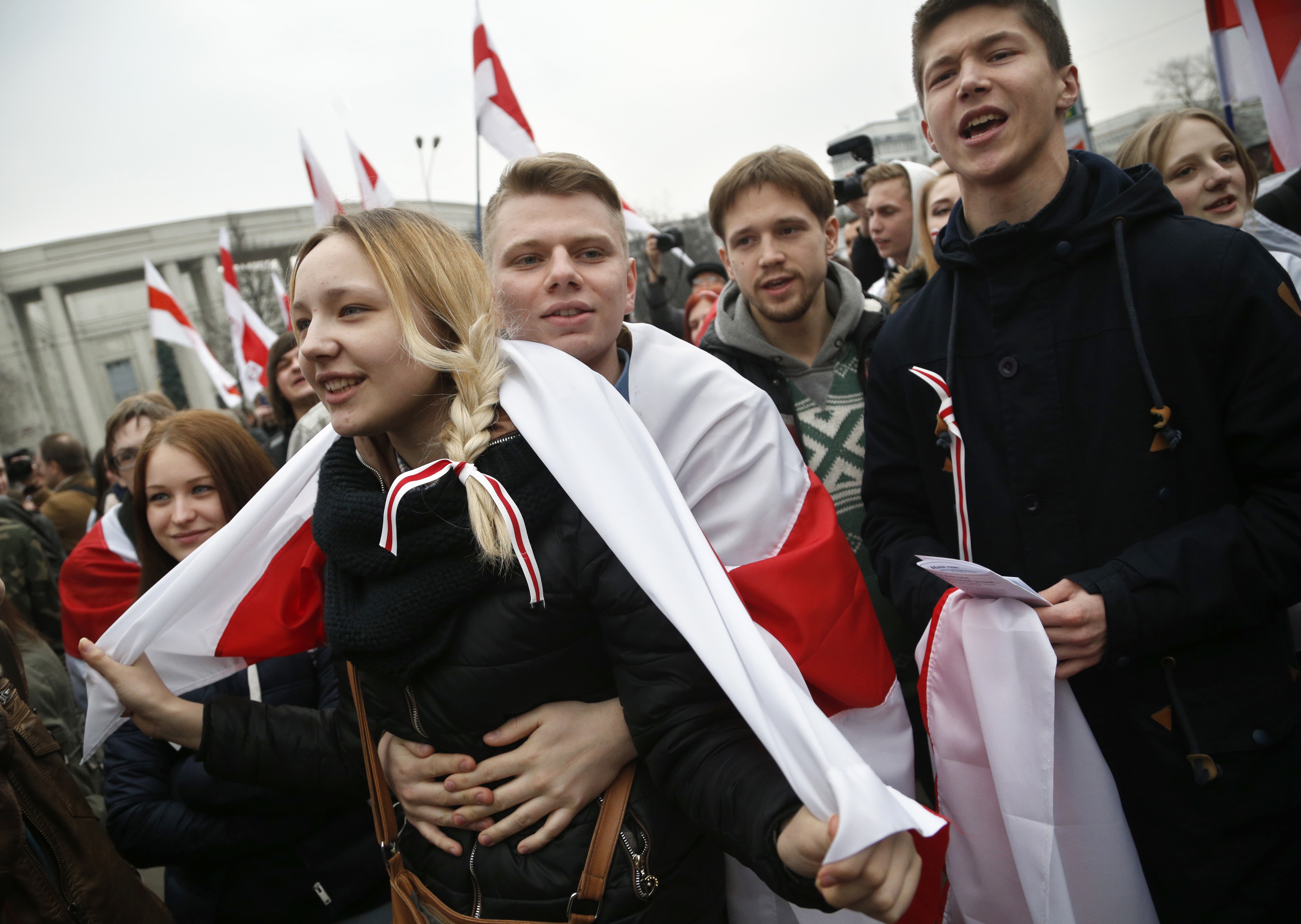 Pro-Ukraine demonstrators in Belarus assail Russian policy