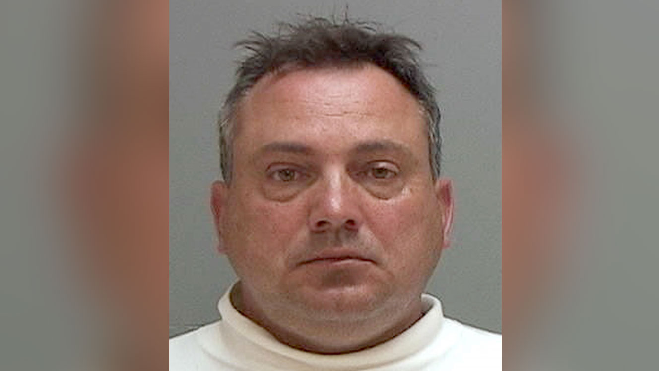 Prosecutors seek to drop case against man accused of fondling child on airplane