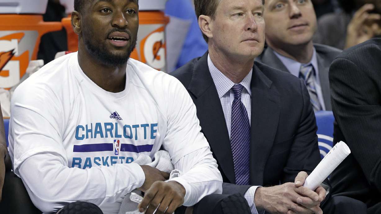 Former NBA star Mark Price named Charlotte 49ers new coach