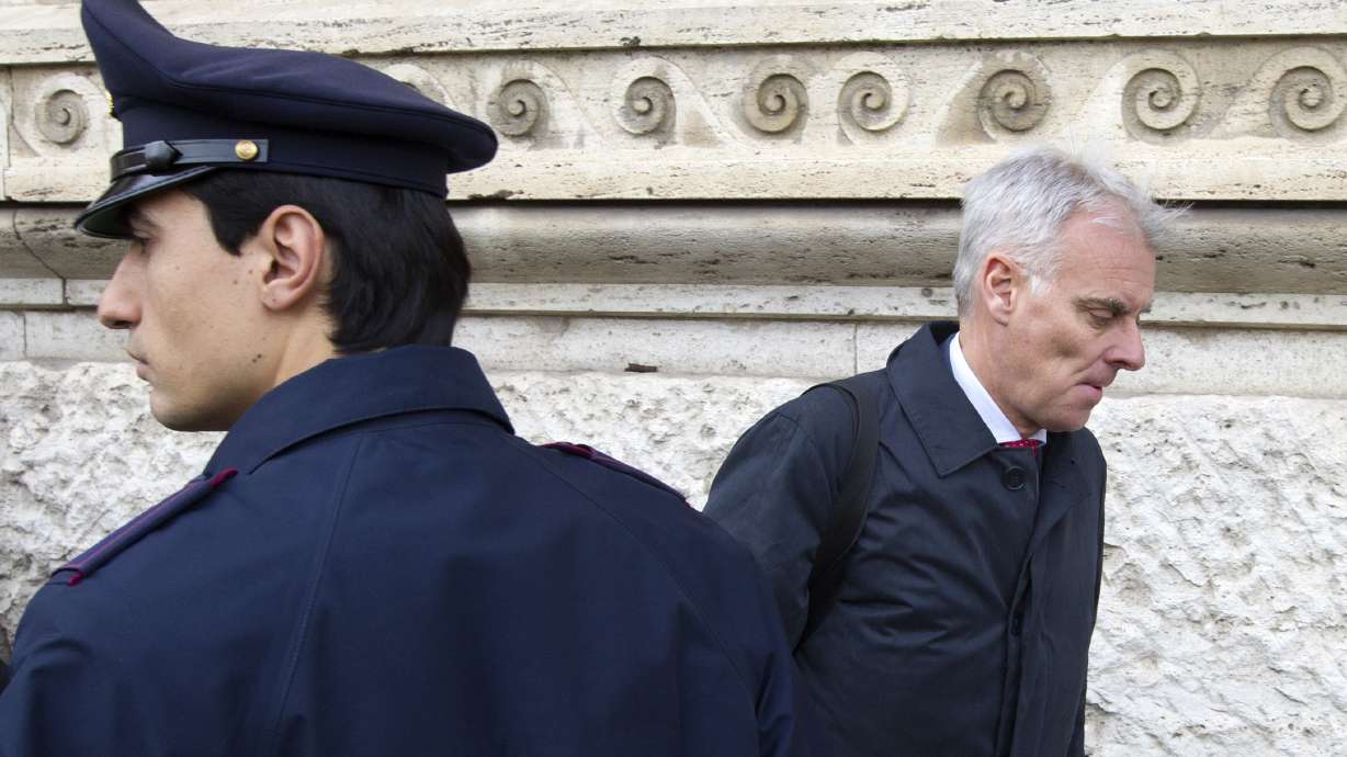 Italian court throws out Knox conviction once and for all