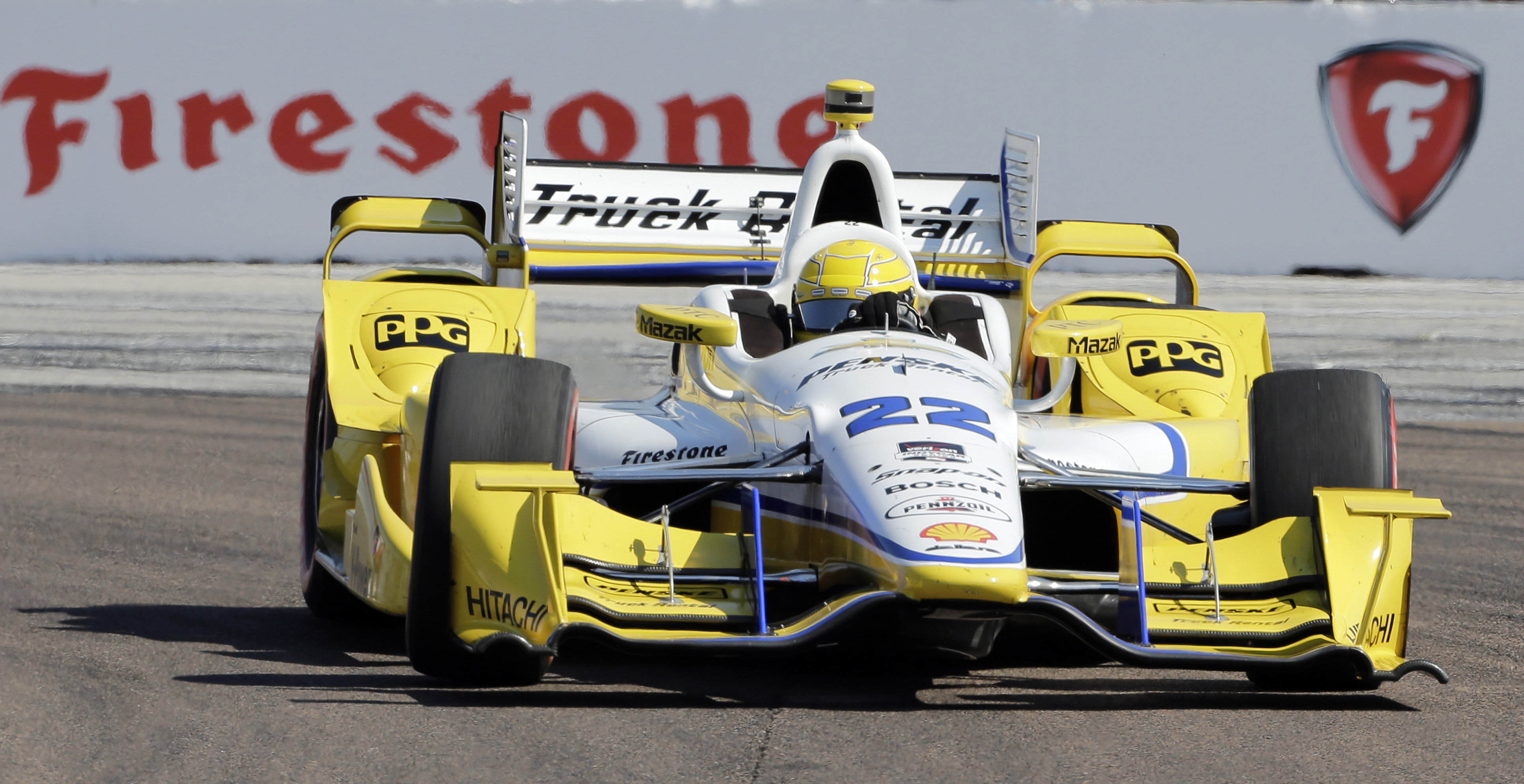 Montoya holds off Power to give Penske 1-2 sweep at St. Pete