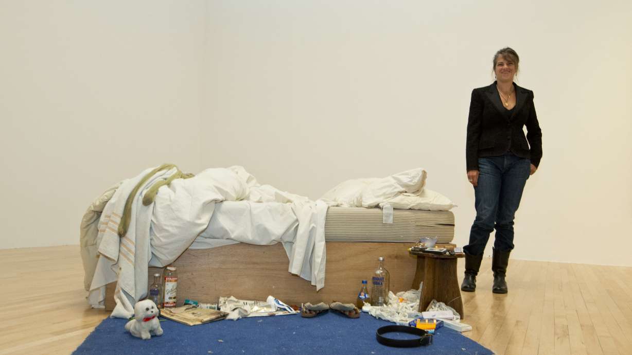 Tracey Emin's messy bed installed at Tate Britain