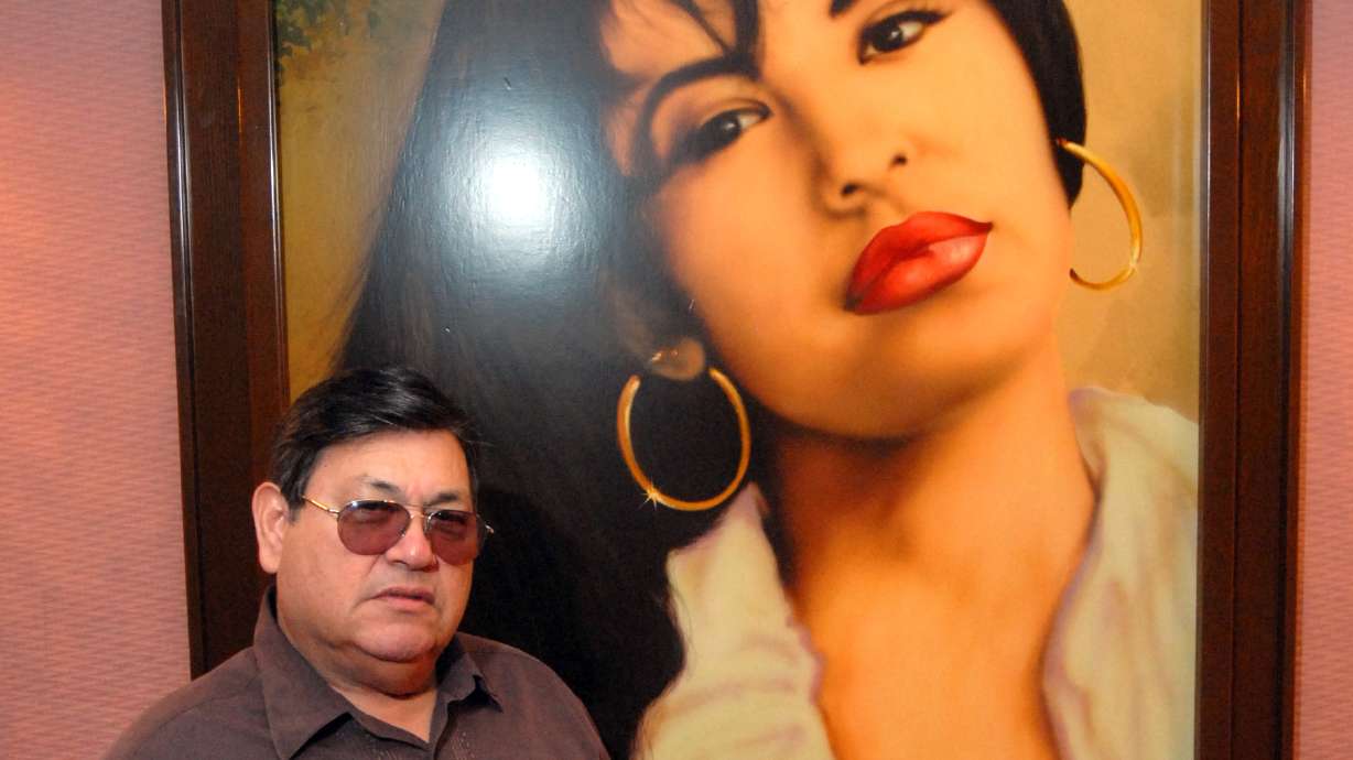 Selena's dad: Mixed feelings about fans marking star's death