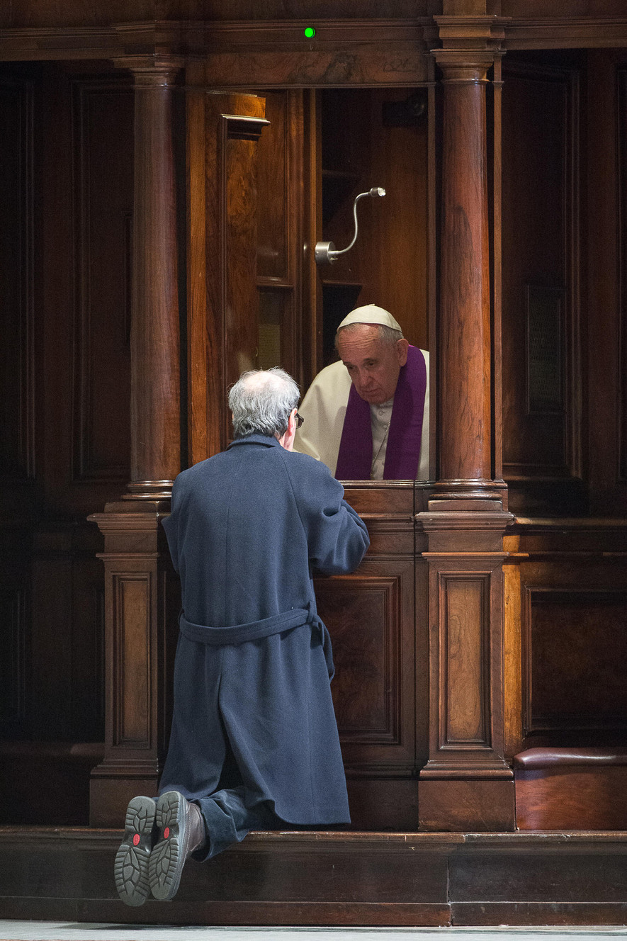 Por qué la confesión es buena para la mente y para el alma