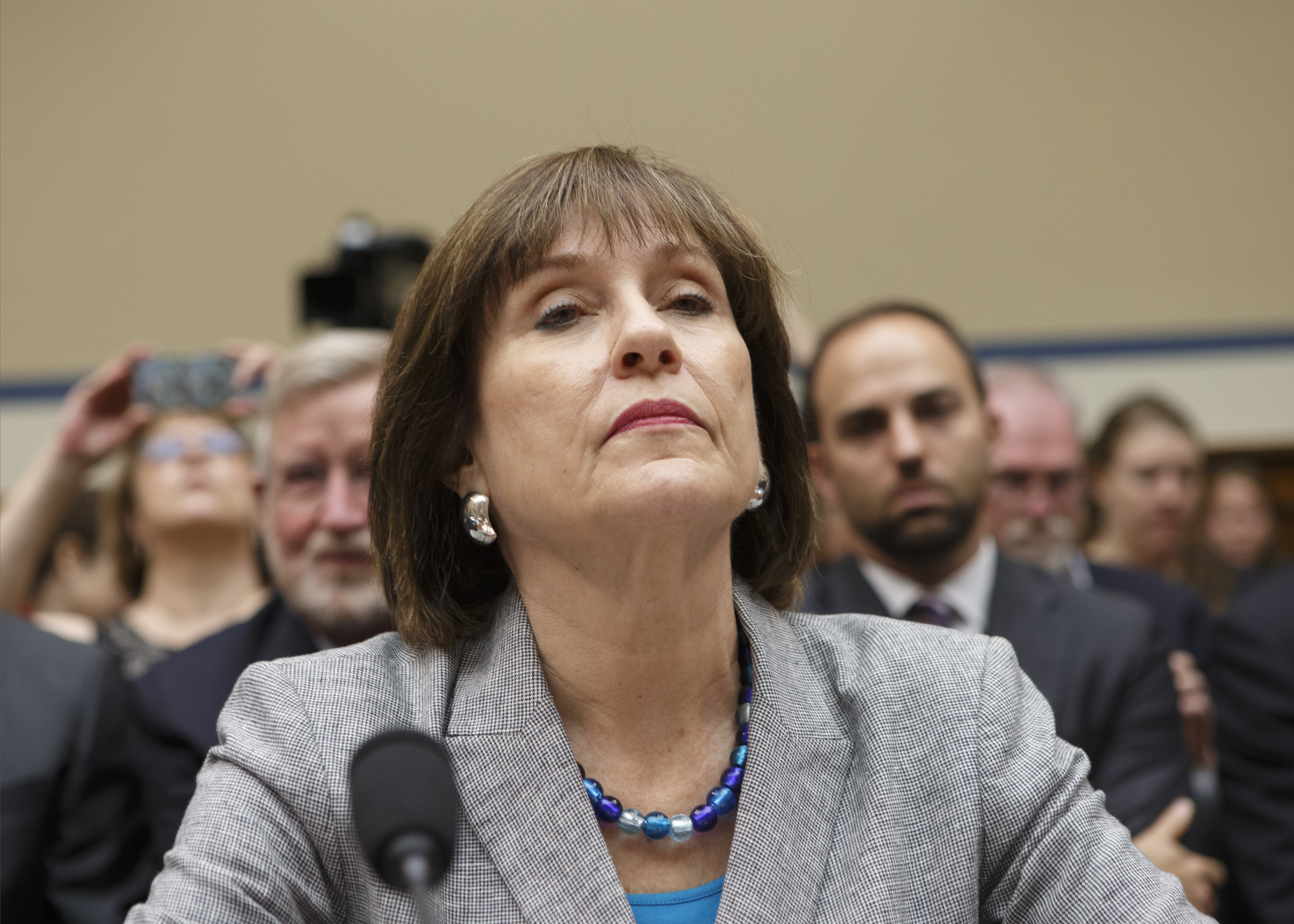 Justice Dept.: No contempt charges for former IRS official