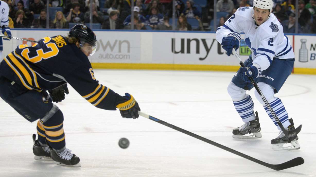 Sabres rally back to beat Maple Leafs 4-3