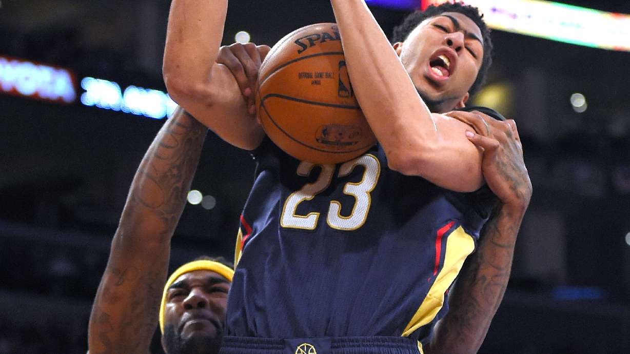 Anthony Davis scores 20 as Pelicans rout Lakers 113-92