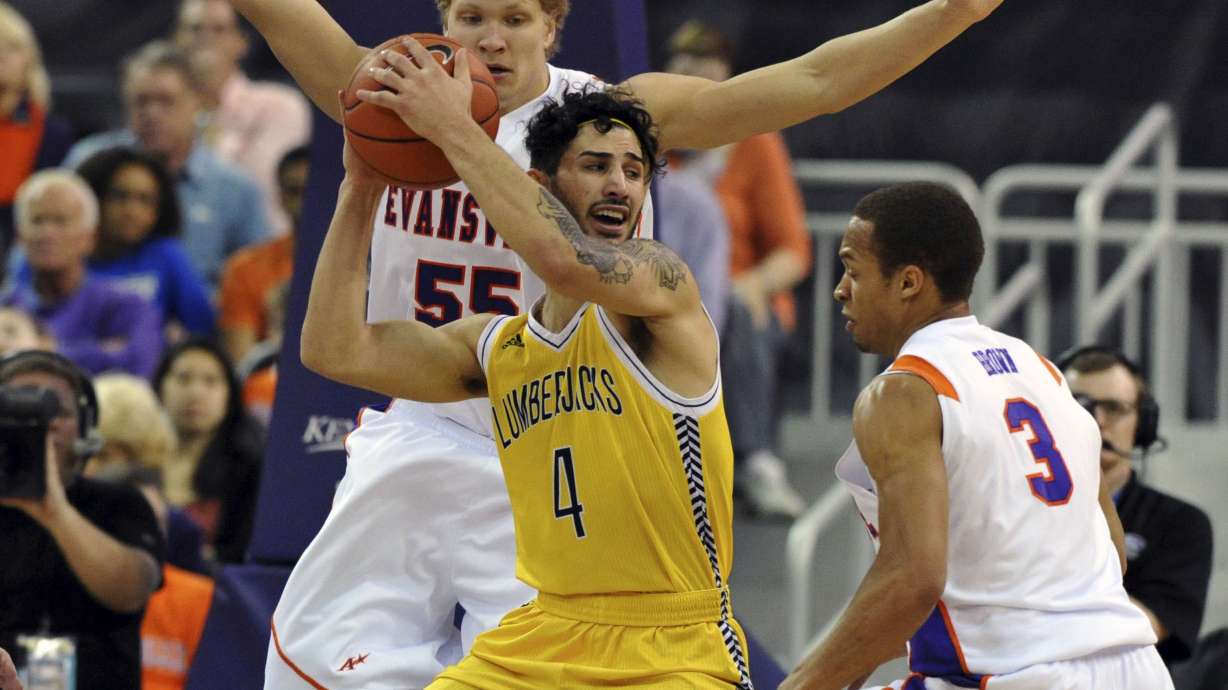 Evansville beats Northern Arizona 71-65 for CIT title