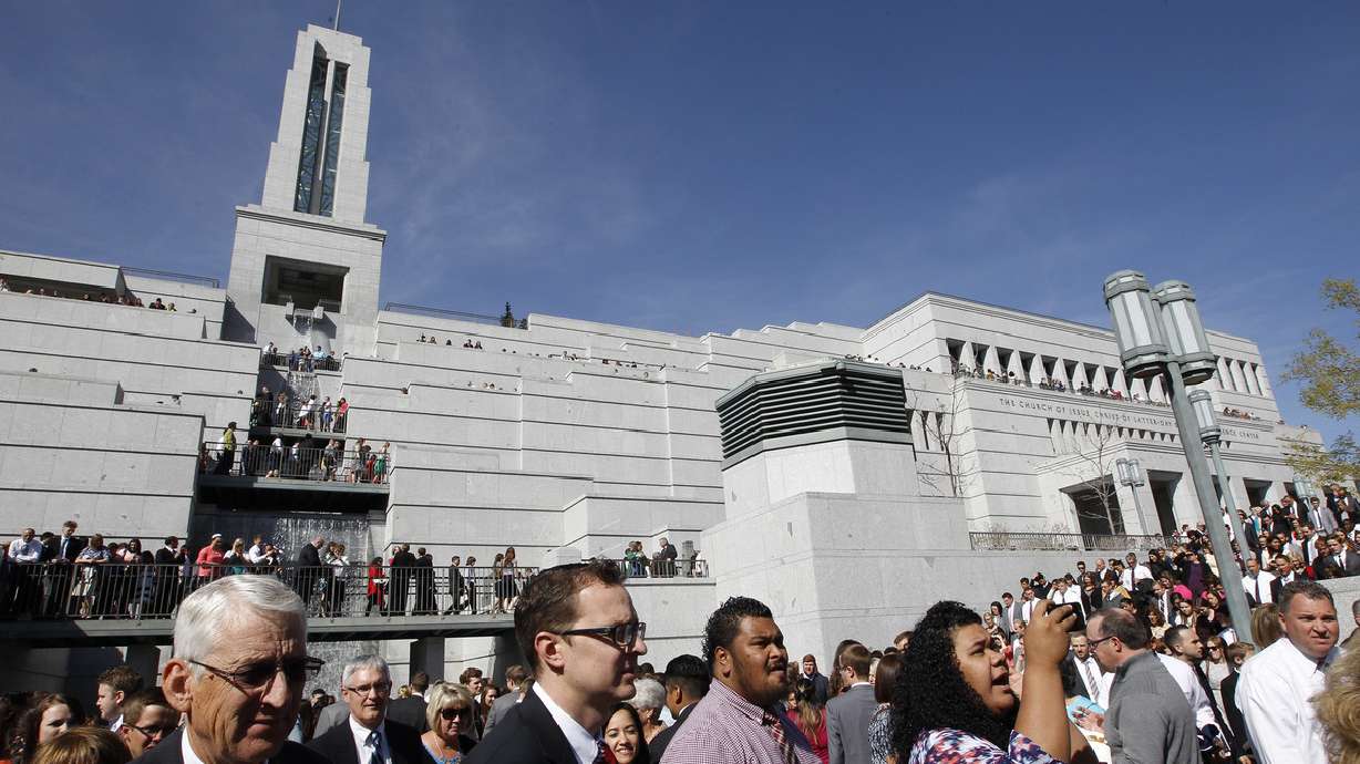 PHOTOS: 185th General Conference of The Church of Jesus Christ of Latter-day Saints