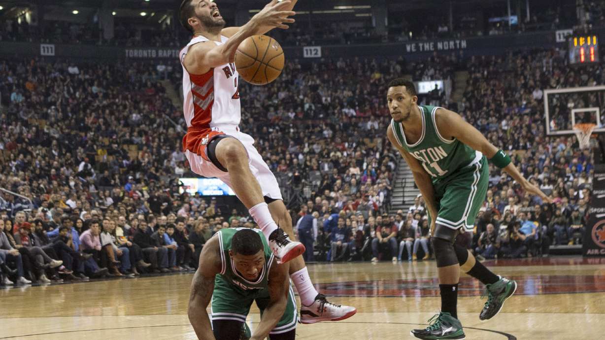 Smart's buzzer-beater gives Celtics OT win