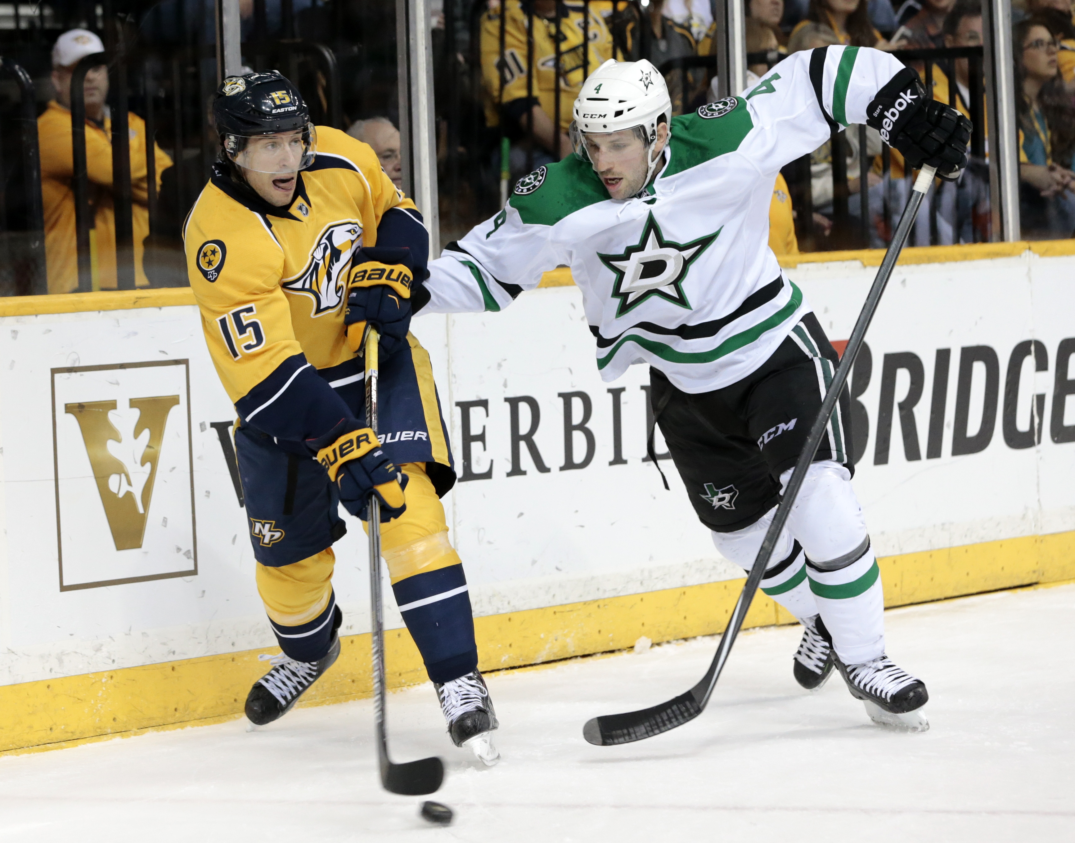 Stars beat Predators 4-3 on penalty shot in OT