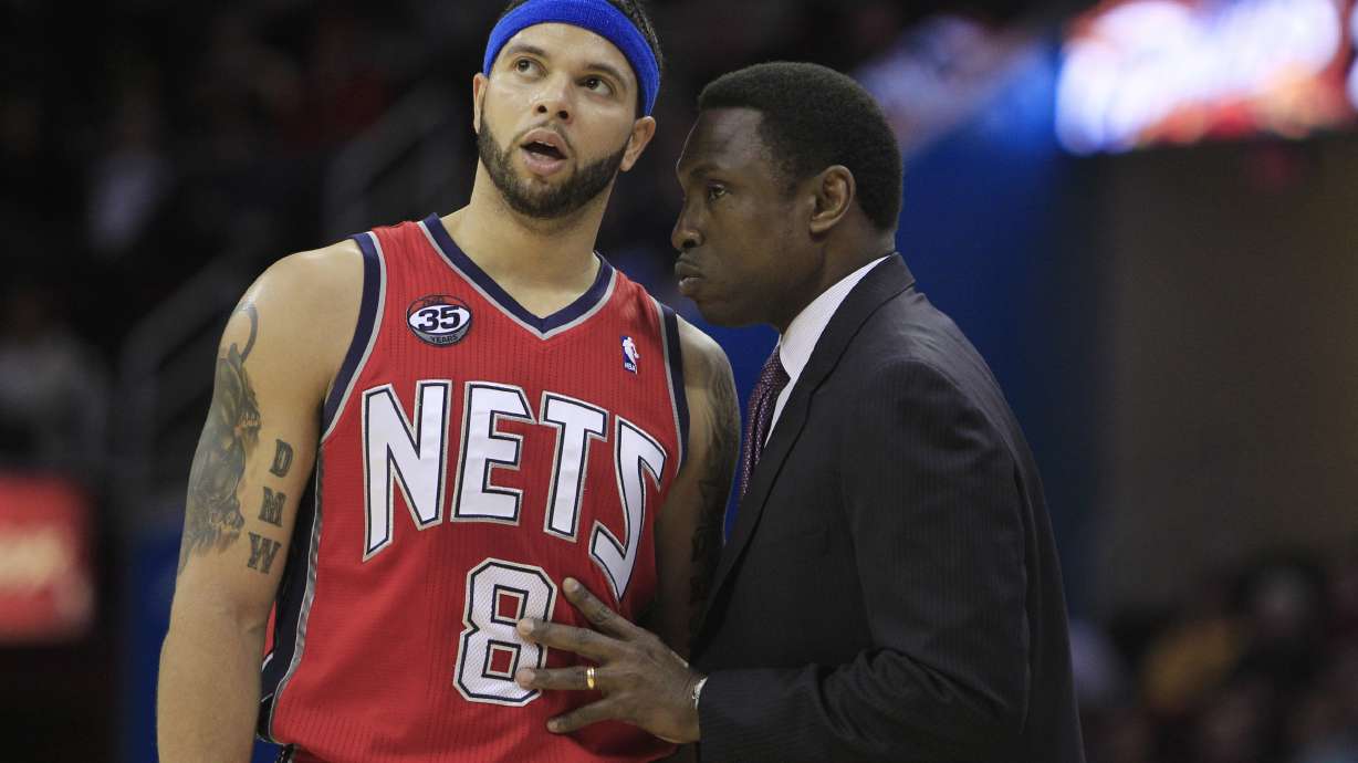 AP source: Alabama offers job to ex-NBA coach Avery Johnson