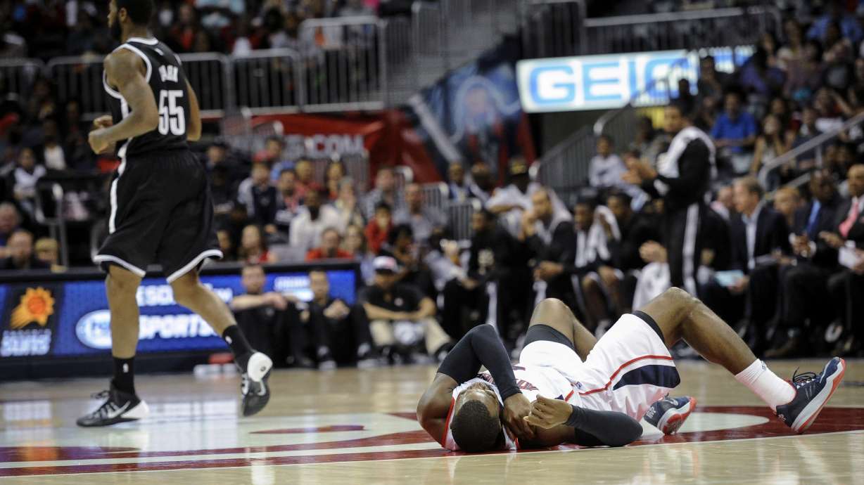 Hawks' Millsap to miss at least 2 games with shoulder injury