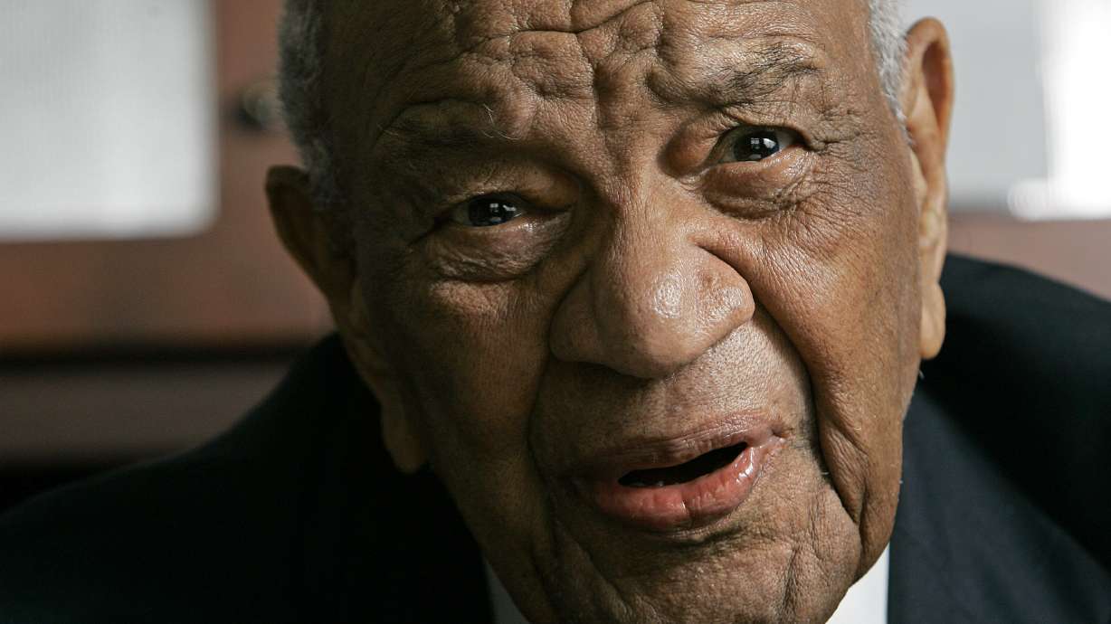 Gardner Taylor, preacher and civil rights figure, dies at 96