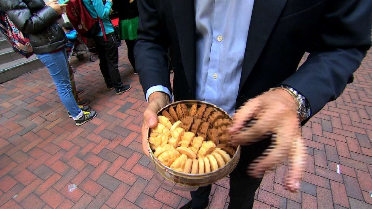 Hong Kong's underground cookie trade