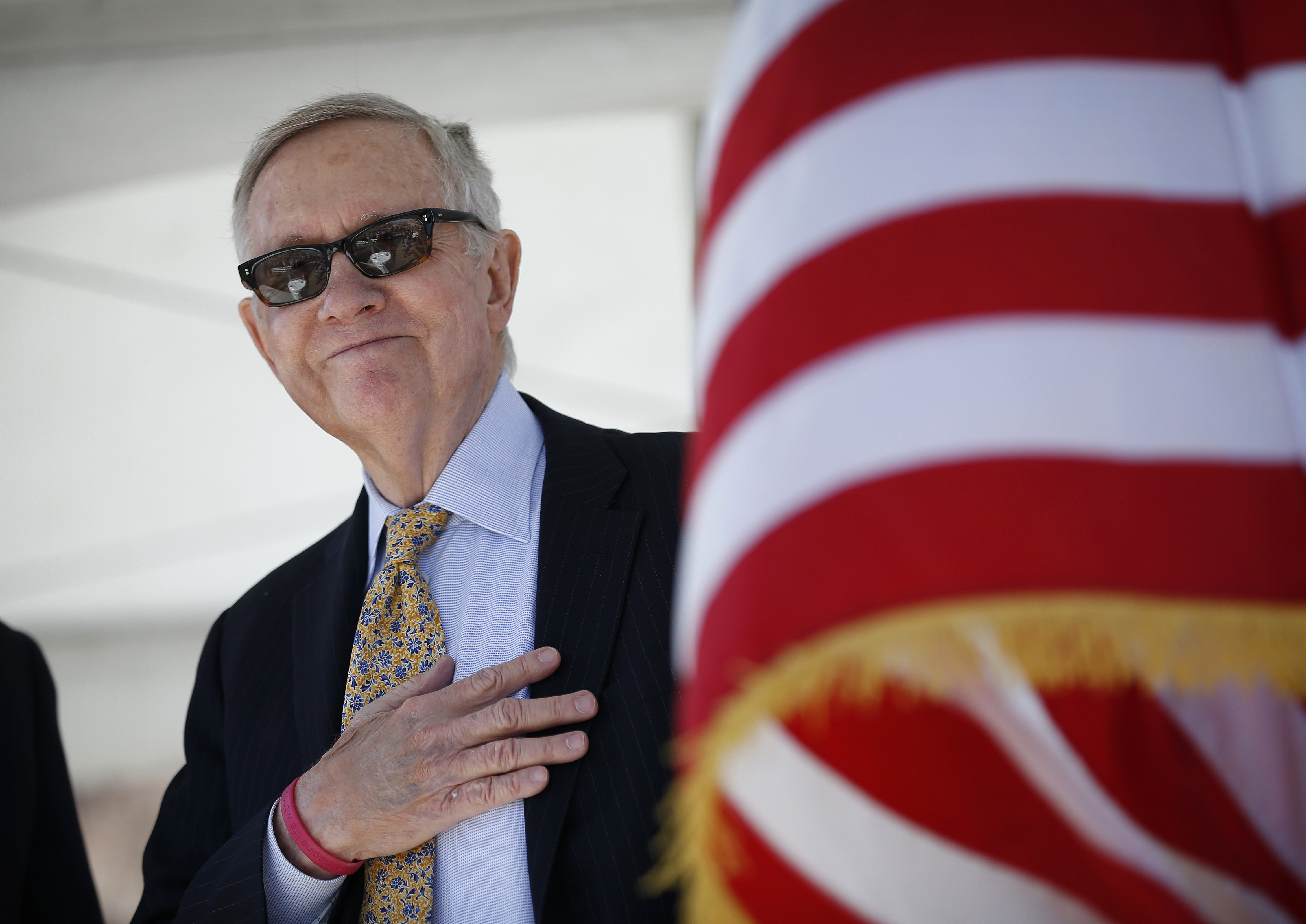 Sen. Harry Reid makes first Nevada appearance since injury