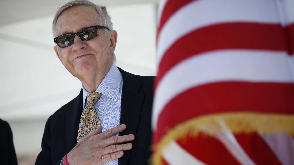 Sen. Harry Reid makes first Nevada appearance since injury