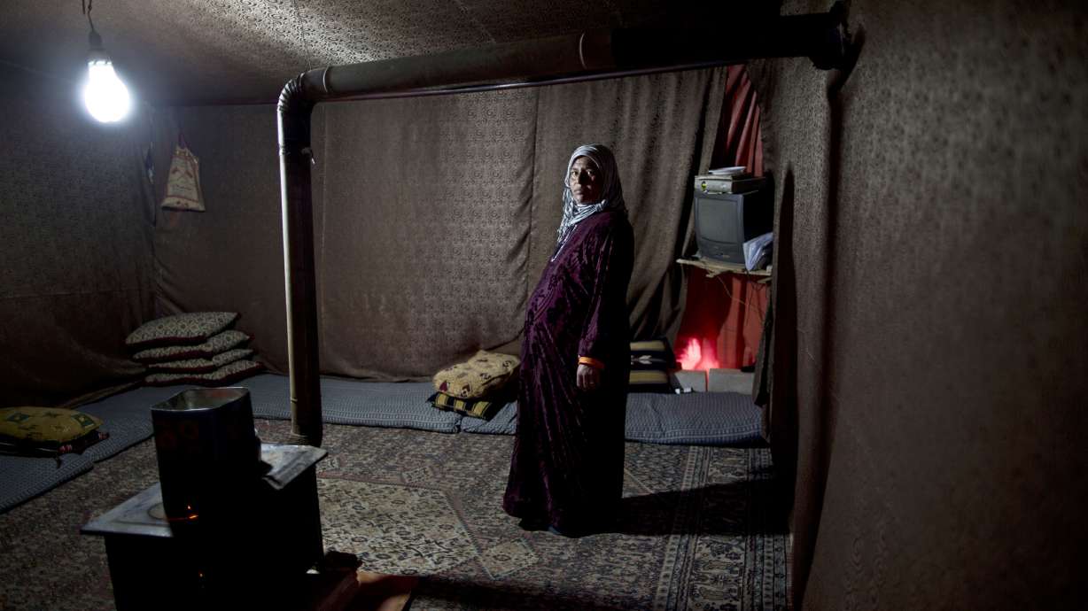 AP PHOTOS: Pregnant Syrian refugees fearful of future
