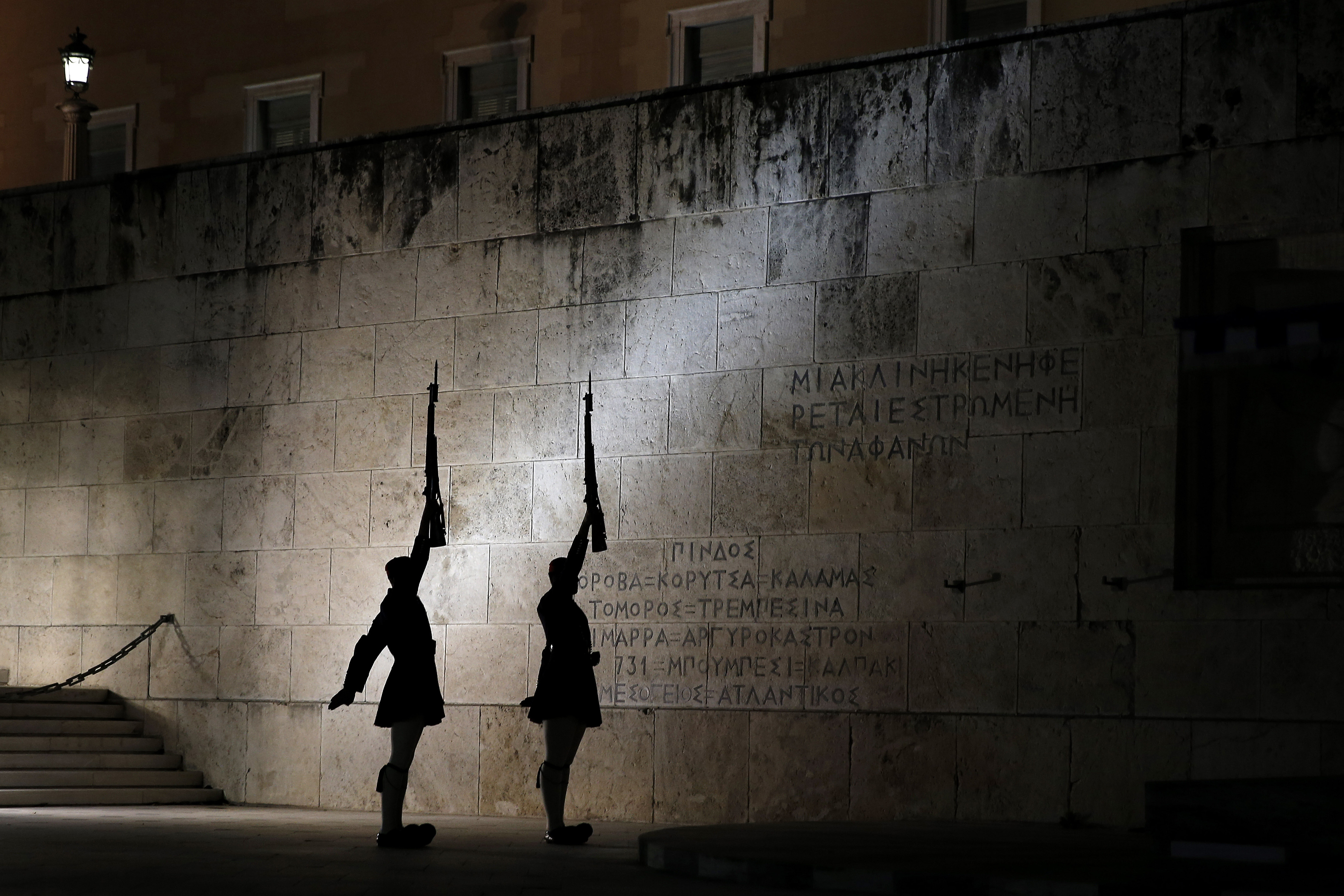 Greek minister: Evidence for massive German war reparations
