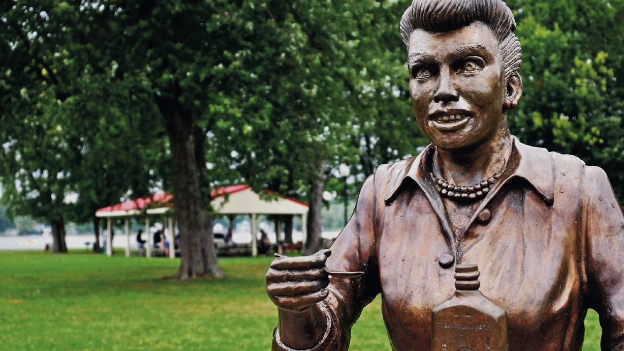 Mayor: New sculptor will fix village's 'Scary Lucy' statue