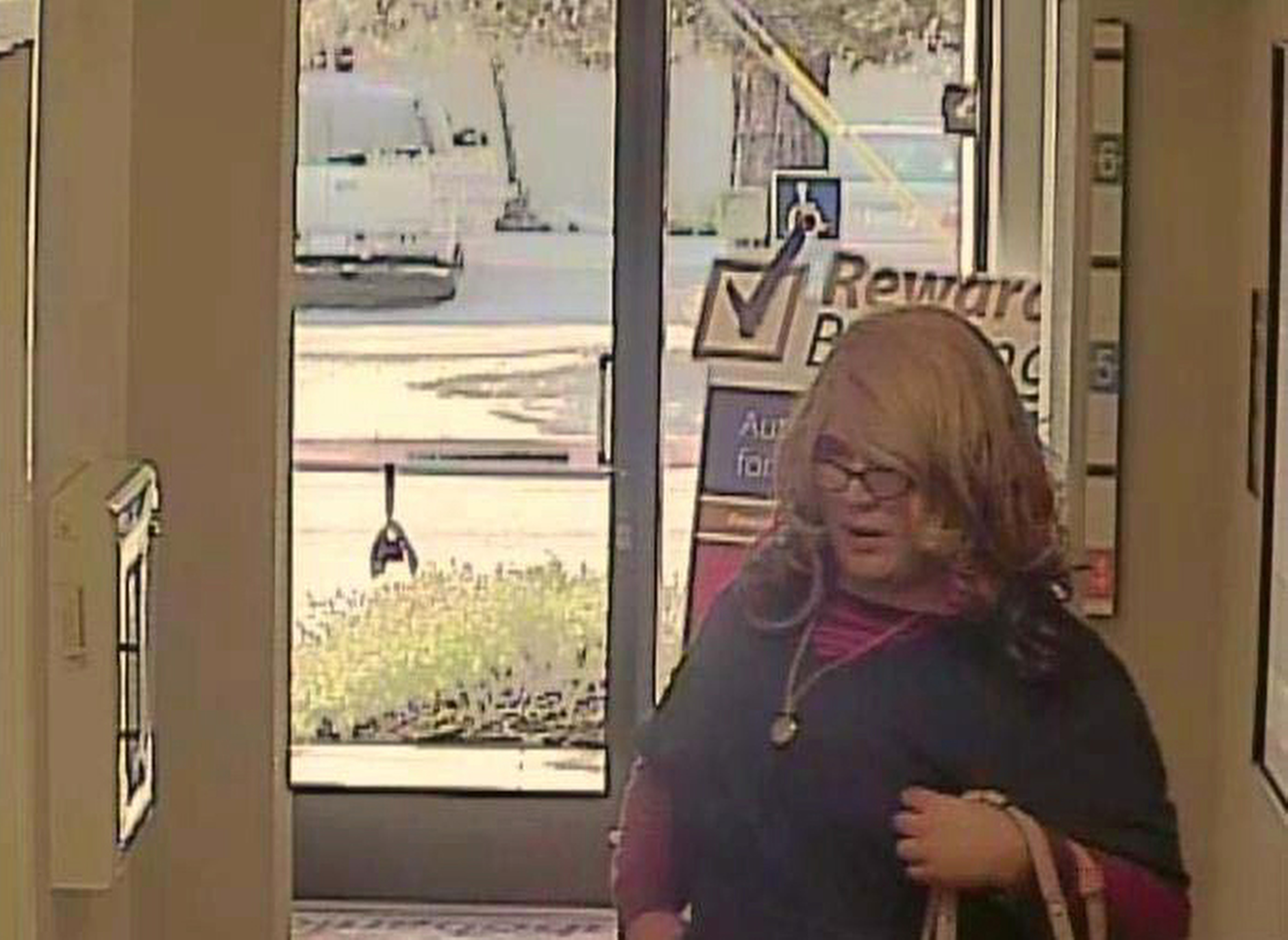 Images released of 'Mrs. Doubtfire' robber in California