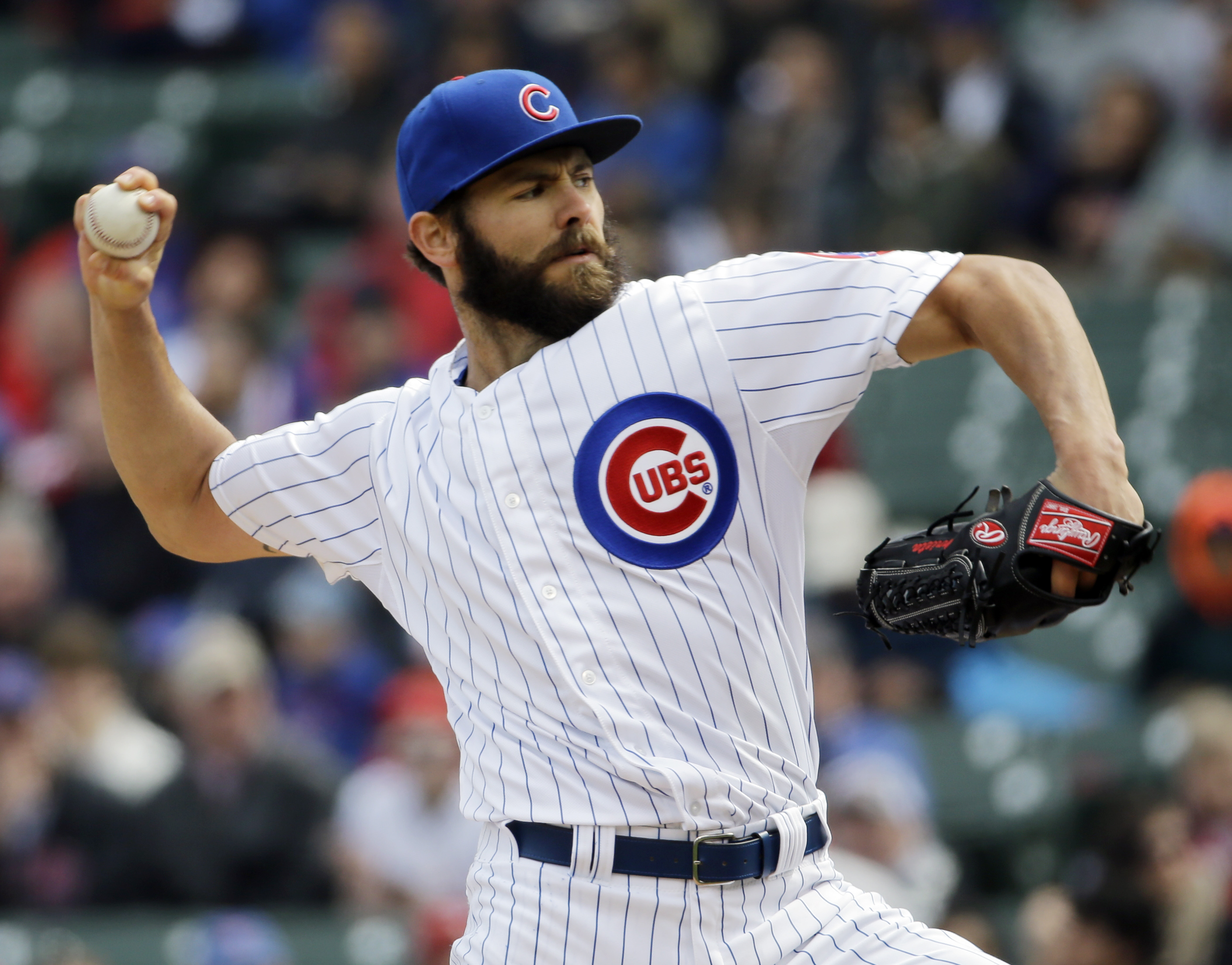 Arrieta, Castro lead Cubs over Cardinals 2-0