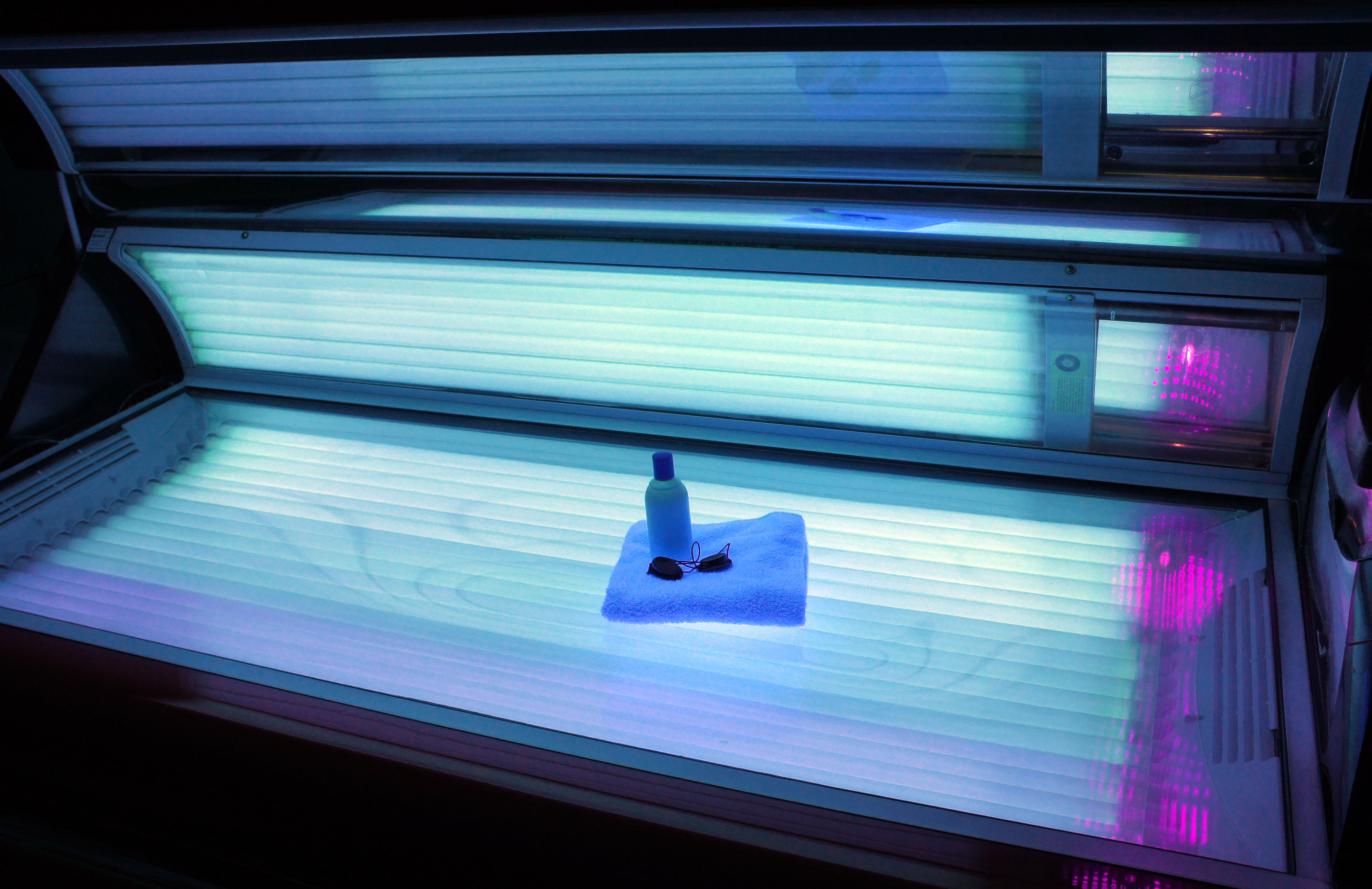 Utah bill to ban minors from using tanning beds with parental permission fails