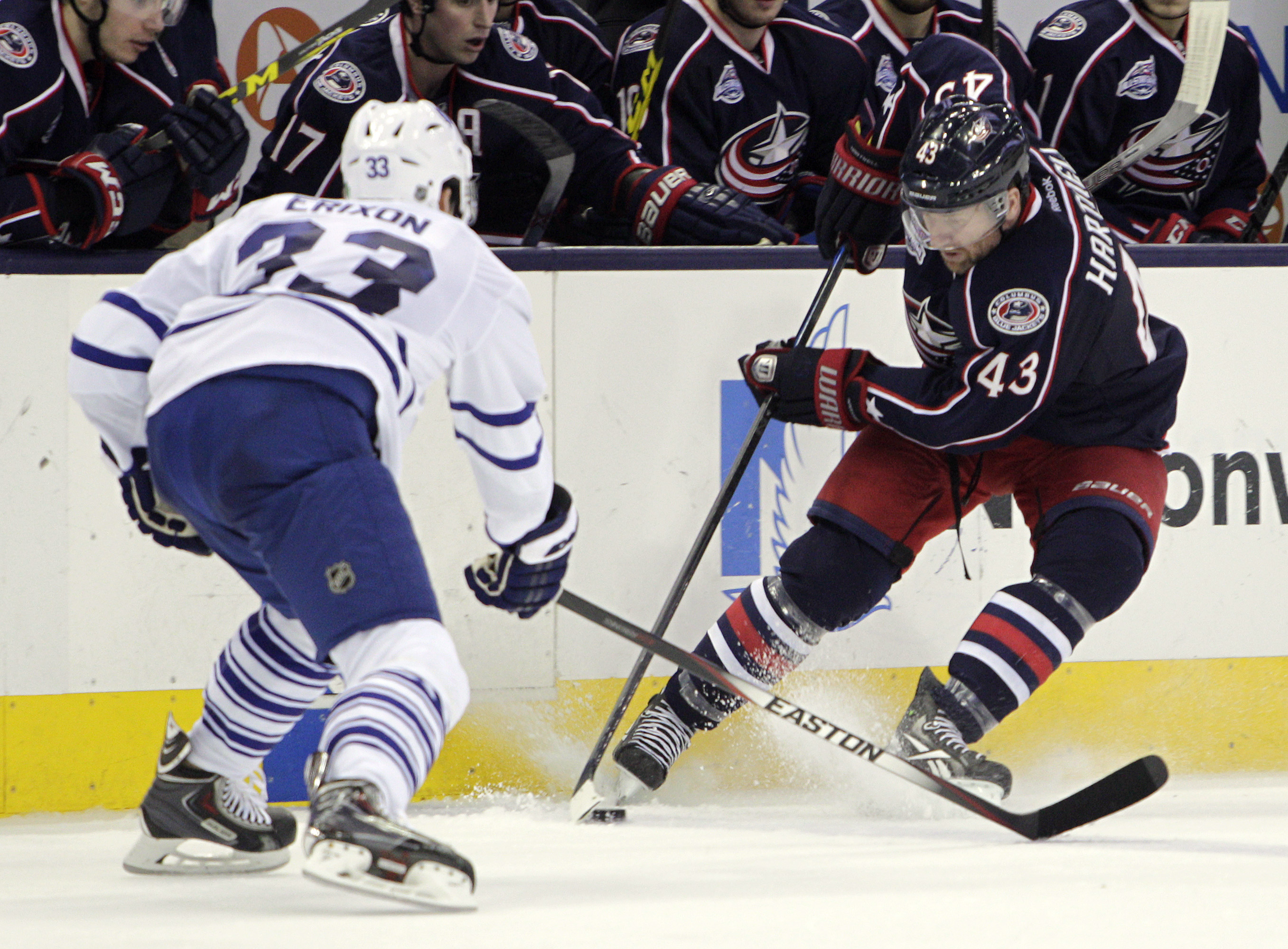 Bobrovsky has 35 saves, Blue Jackets rout Maple Leafs, 5-0