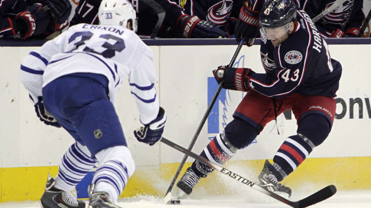 Bobrovsky has 35 saves, Blue Jackets rout Maple Leafs, 5-0