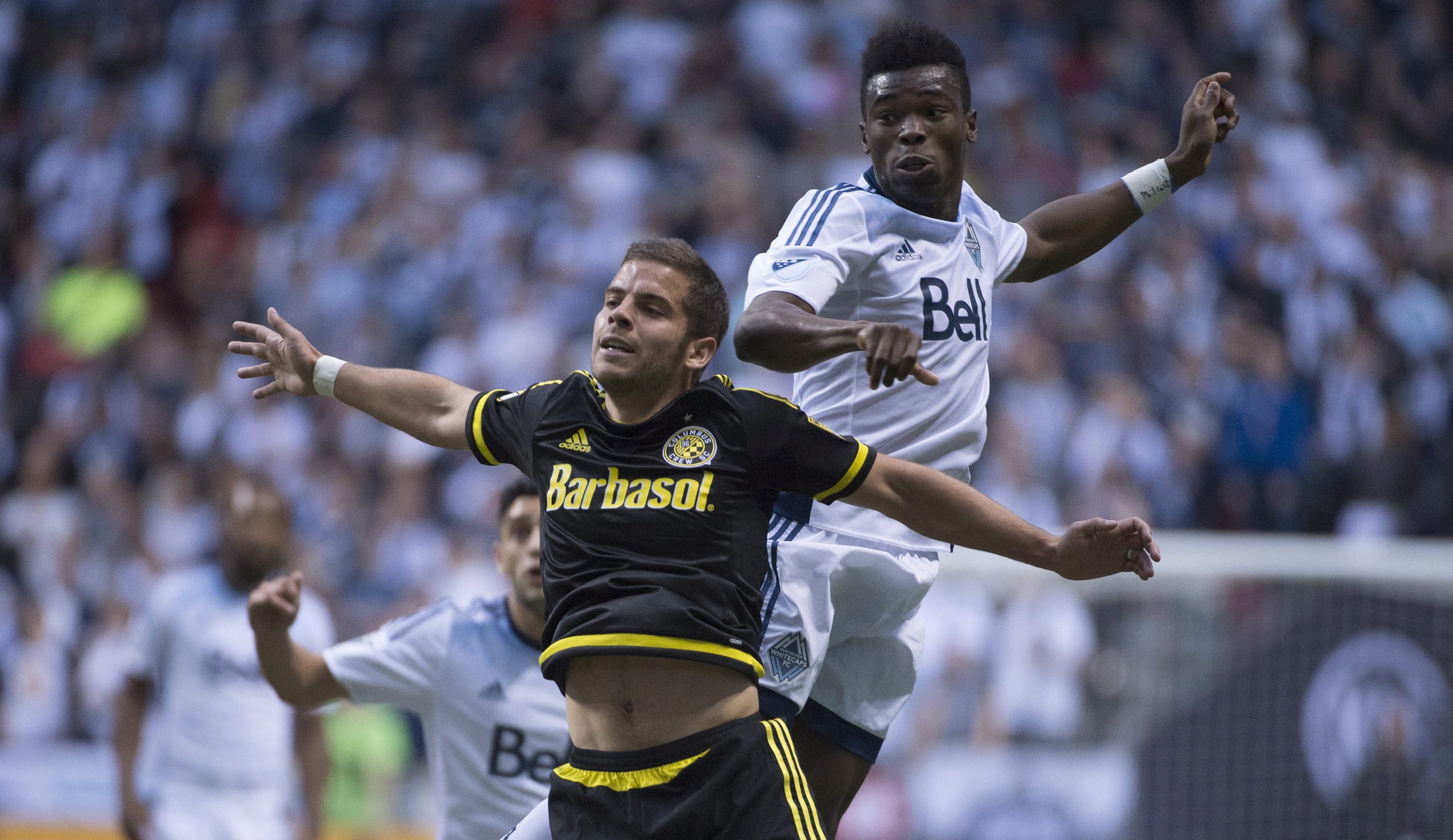 Whitecaps rally to tie Crew 2-2