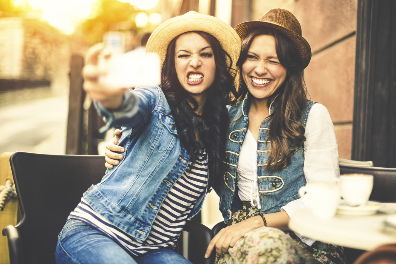 Cinco motivos para darle las gracias a tu mejor amigo/a
