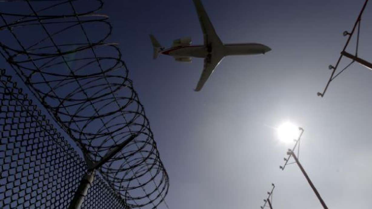 Monedas abandonadas en aeropuertos de EEUU: 76.000 dólares