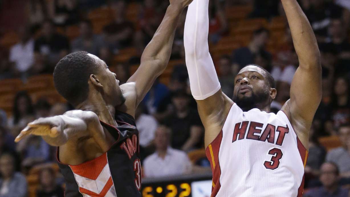 Raptors put Heat on brink of elimination, beat Miami 107-104