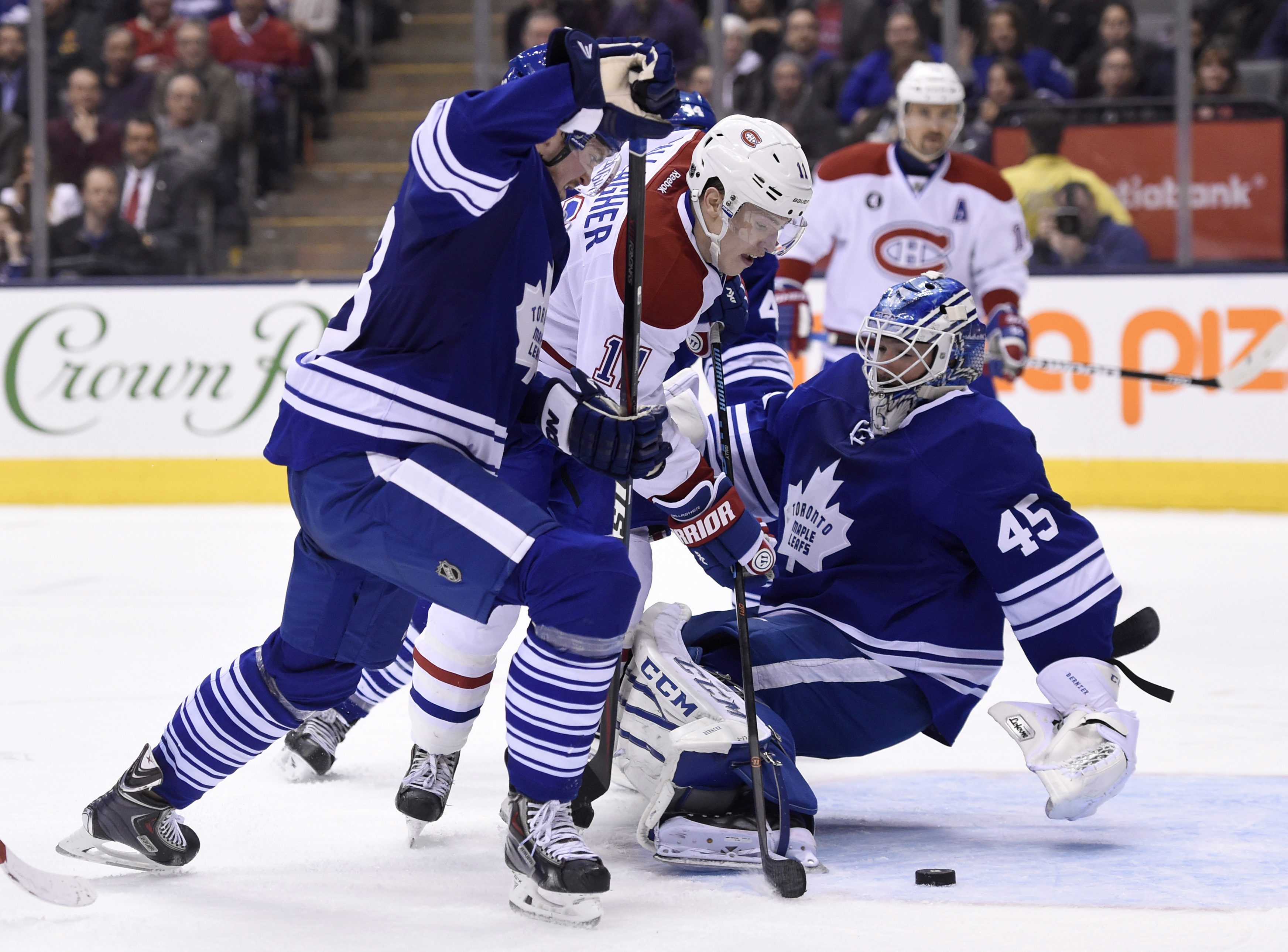Canadiens top Leafs, clinch Atlantic Division
