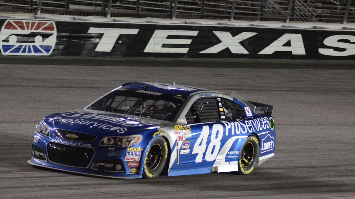 Jimmie Johnson gets 5th Sprint Cup win at Texas
