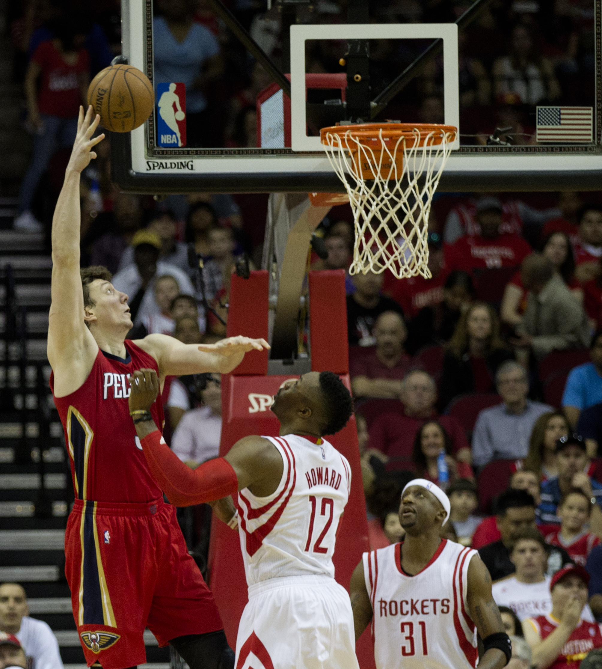 Harden has 30 to help Rockets over Pelicans 121-114