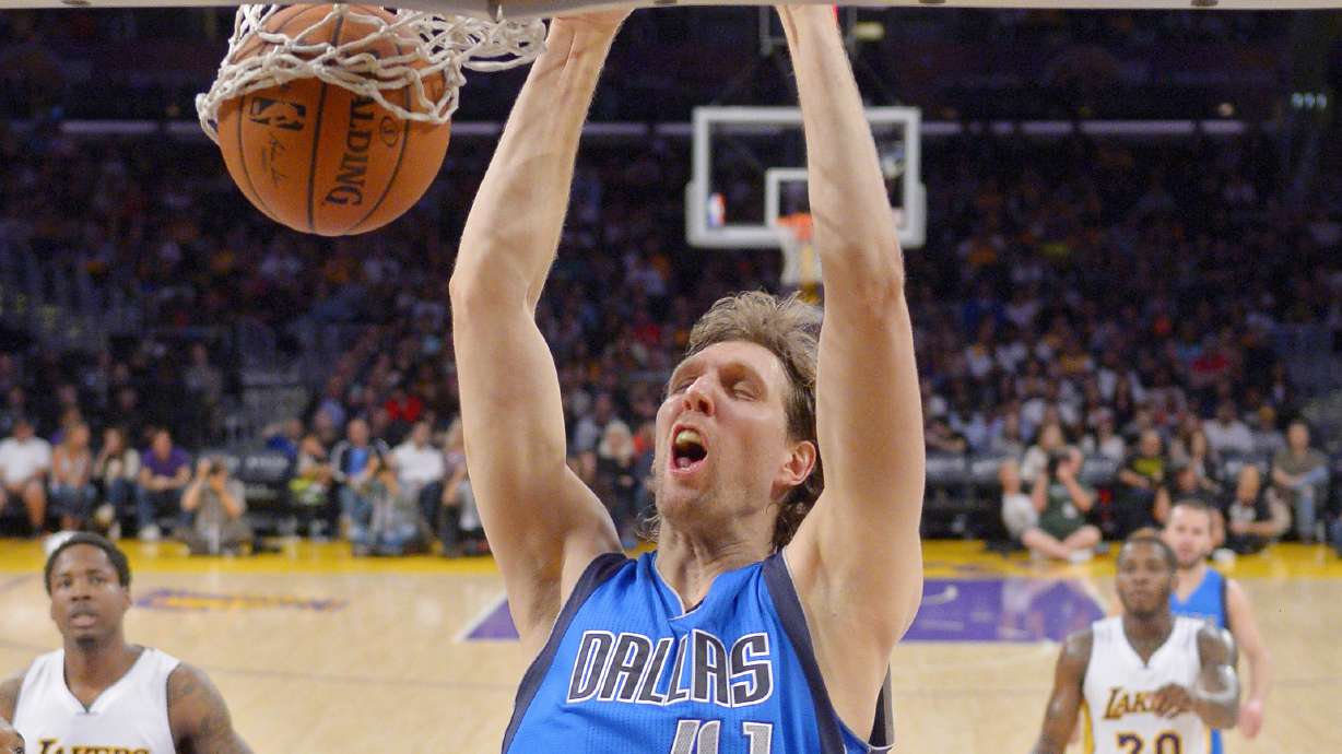 Mavericks hold off Lakers 120-106 for season series sweep
