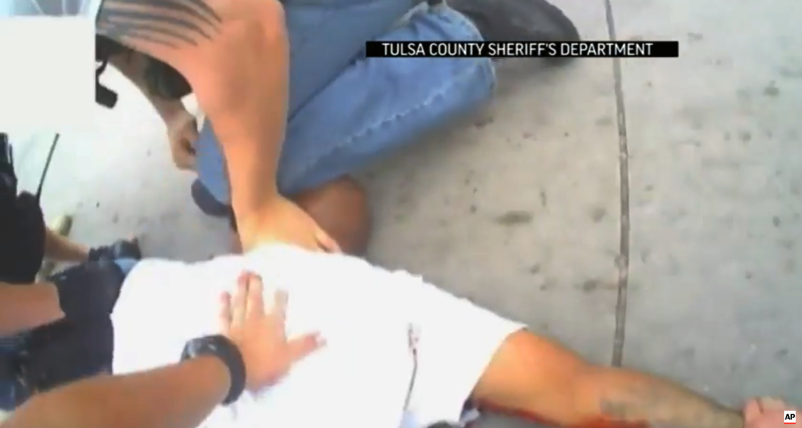 Oklahoma deputy charged in suspect's shooting death