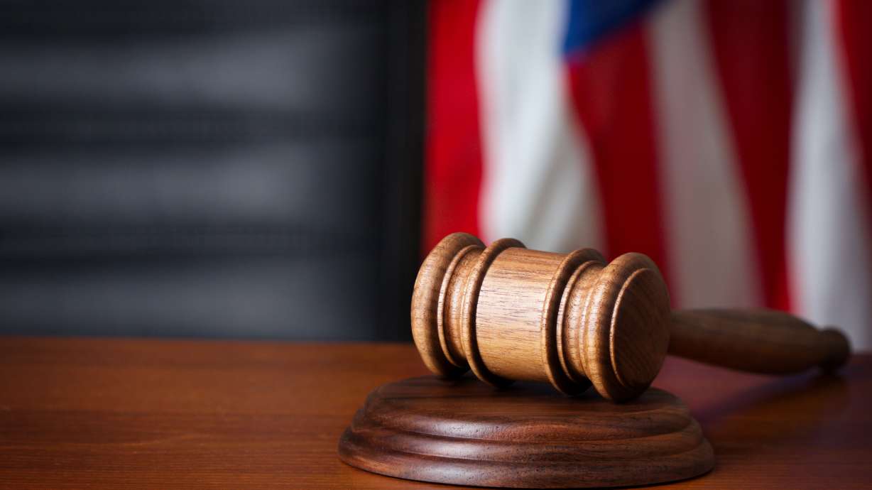 Clases gratis en español para saber cómo desplazarse en el sistema judicial de UT