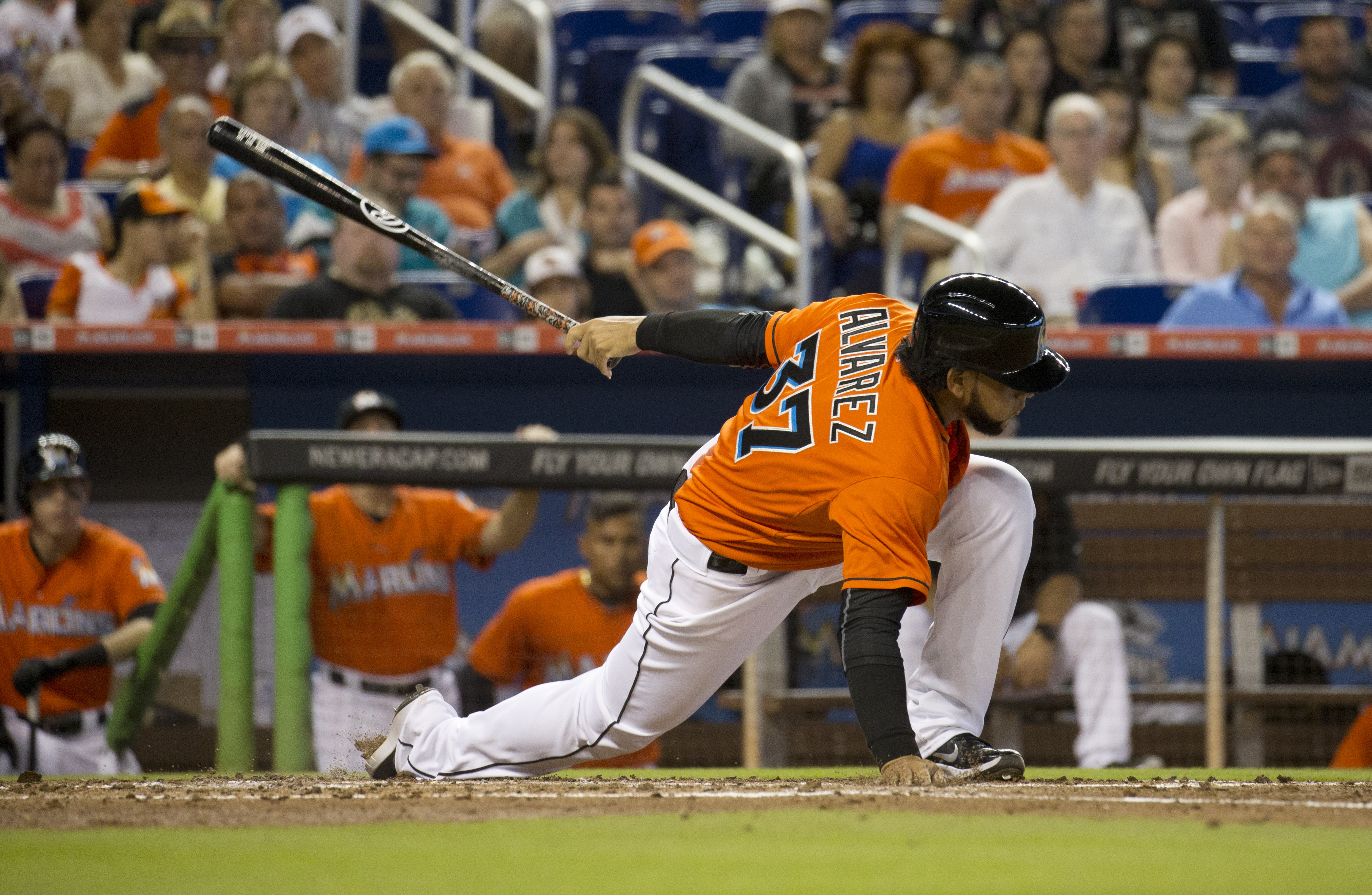 Marlins' Alvarez goes on DL with shoulder inflammation