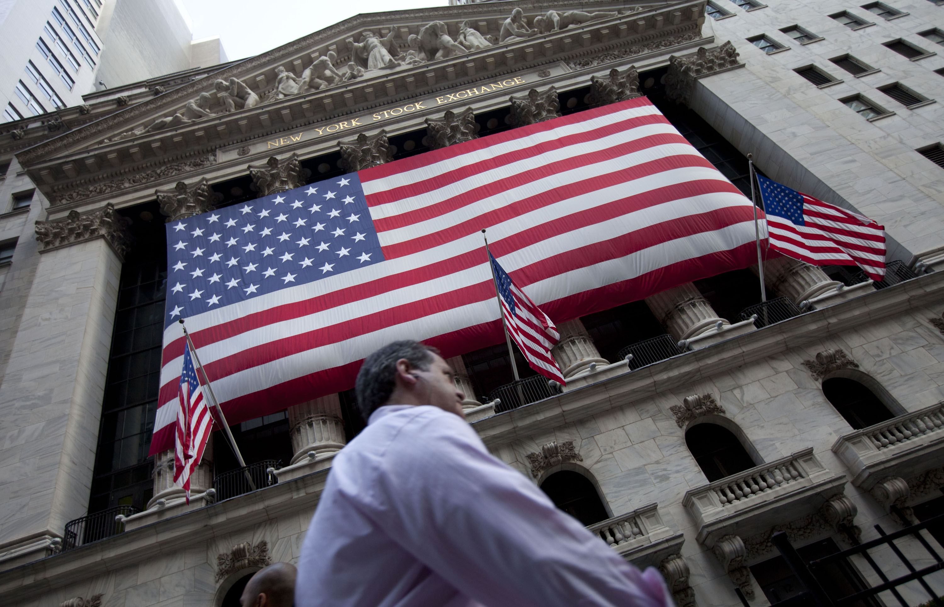 US stock market slips in light trading