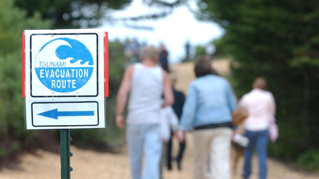 Study: More people could survive tsunami if they walk faster
