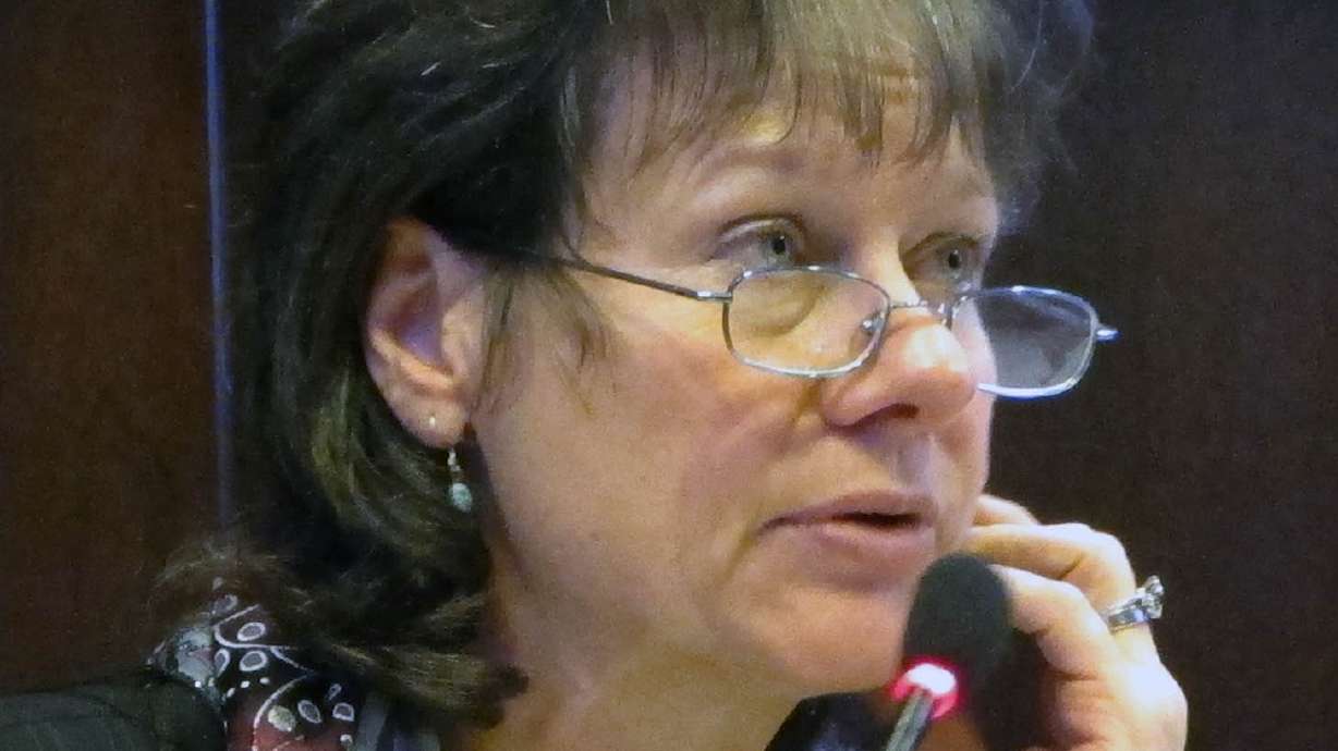 Officials react after concerns over Islamic law nix proposal