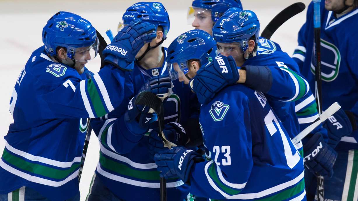 Canucks may go with Eddie Lack in goal