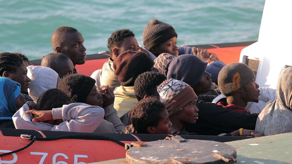 Survivors tell aid group some 400 migrants drowned off Libya