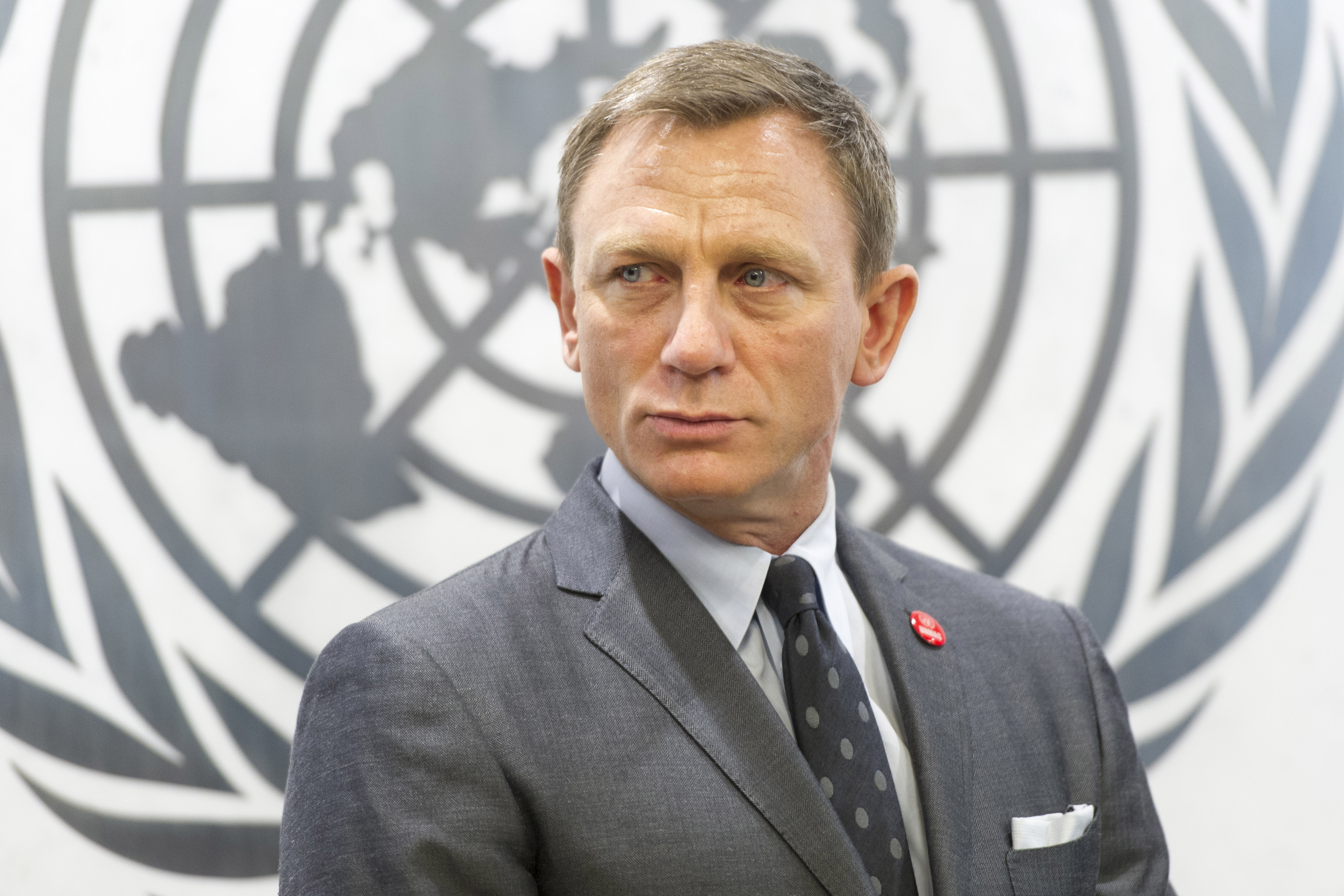 UN chief gives 007 a special mission _ to eliminate mines