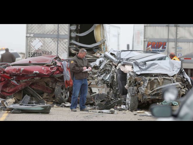 I-80 reabre luego de una muerte y al menos 25 heridos