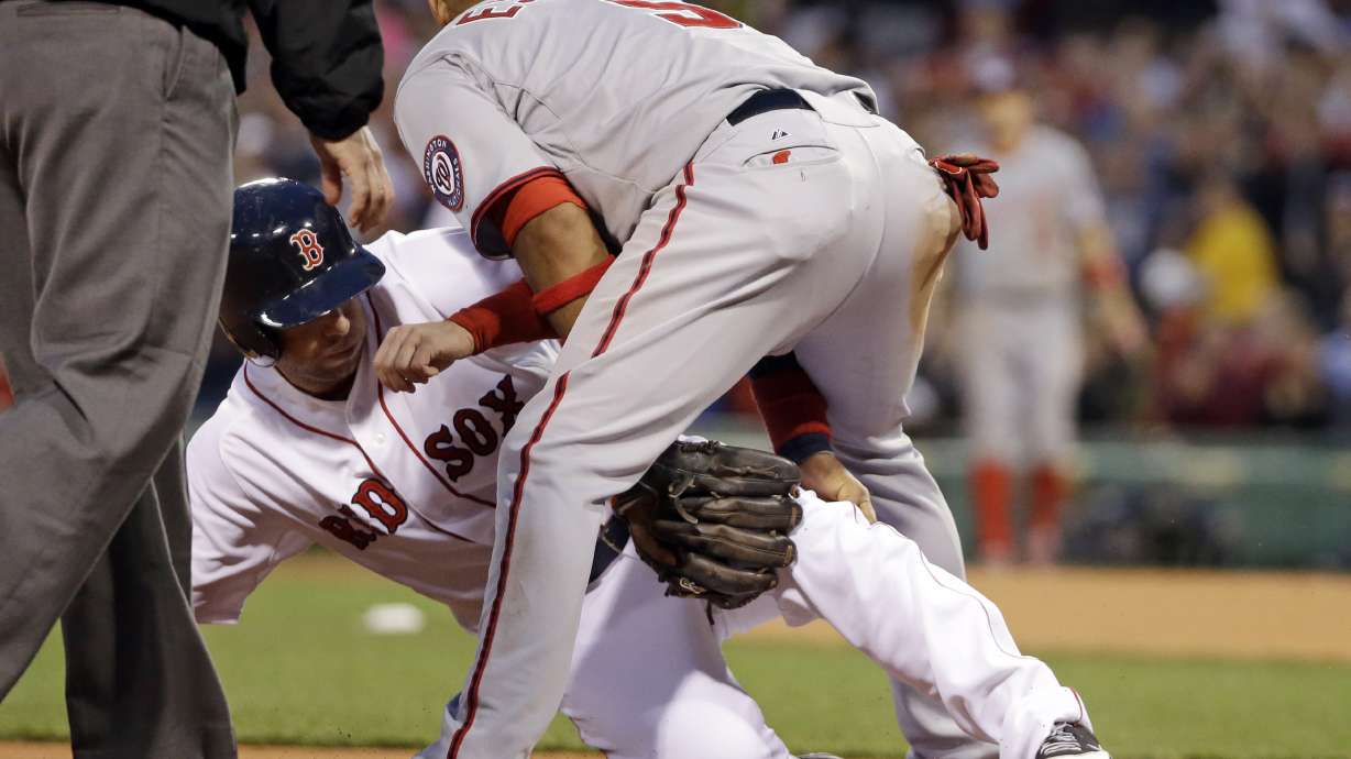 Red Sox capitalize on poor fielding, top Nationals 8-7