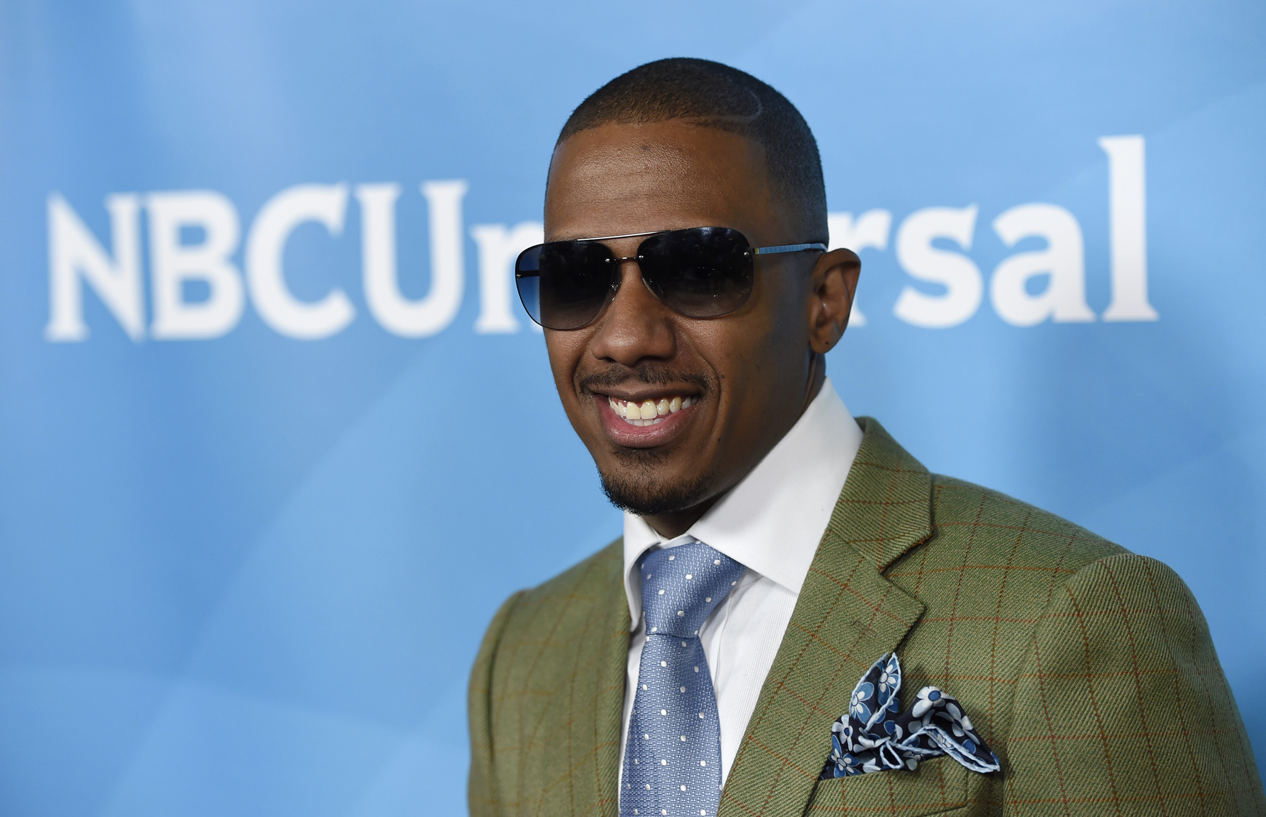 Steinem, Cannon among readers at poetry benefit